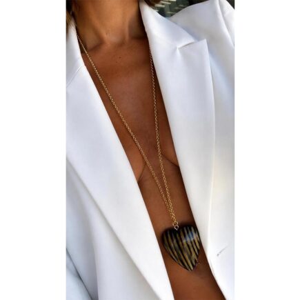 Collar Corazón Veteado